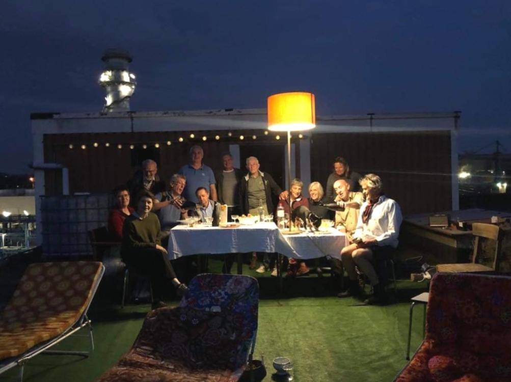 Ghostel 1St - Aventure Alternative - Guest House - Arts-Factory-Experience - For Artists, Makers And Open Minds - Attention, We Are Not A Hotel And Are Not Adapted For Everybody - Read Host Warnings Before Reservation - Www,Providence,Be Asbl شارلروا المظهر الخارجي الصورة
